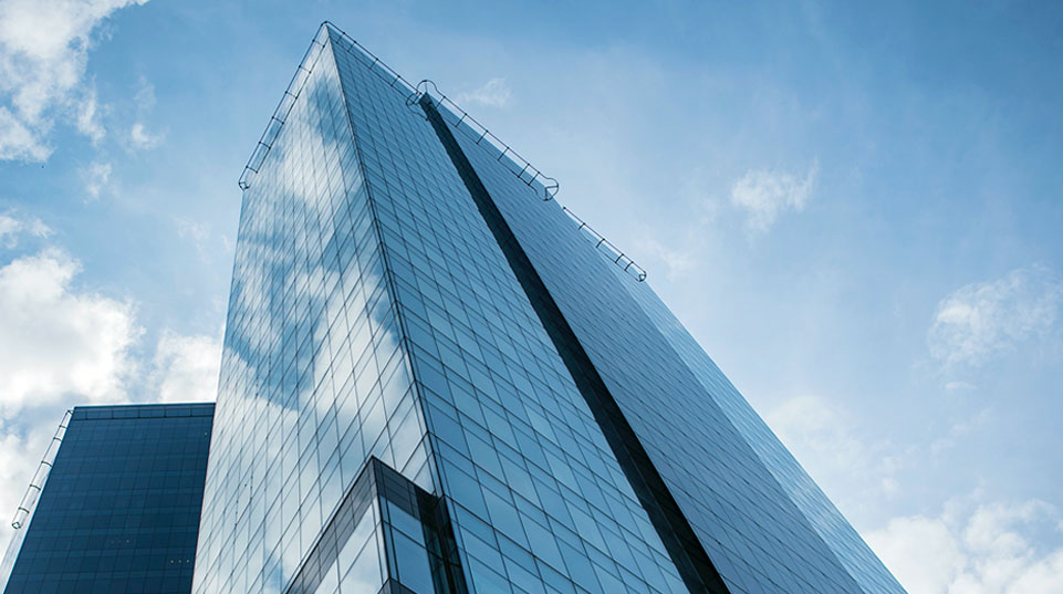 坐落于中國第一個石油基地――玉門，是生產(chǎn)各類真空油脂和特種潤滑脂的專業(yè)公司，集研究、開發(fā)、生產(chǎn)于一體的生產(chǎn)經(jīng)營企業(yè)。具有幾十年專業(yè)生產(chǎn)真空油脂和特種潤滑脂的生產(chǎn)經(jīng)驗，具有先進的硬件設施－分子蒸餾裝置，可以使石油餾分低溫下切割到極窄流程，保證真空油脂產(chǎn)品性能，也具有國內(nèi)先進的真空脂類產(chǎn)品的生產(chǎn)系統(tǒng)。不僅生產(chǎn)窄餾分、高粘度指數(shù)、低飽和蒸氣壓和極限壓強的礦物型擴散泵油、增壓泵油和真空泵油系列，還生產(chǎn)高質量的具有良好的塑性指標低飽和蒸氣壓、附著力強、密封性能好...